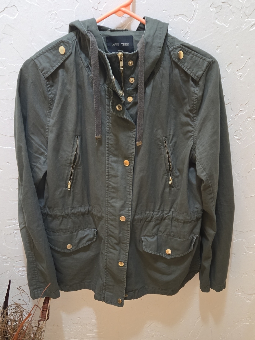 Love Tree Hooded Utility Jacket in Olive Green